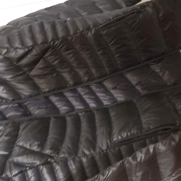 Ana packable premium down jacket - Picture 2 of 10